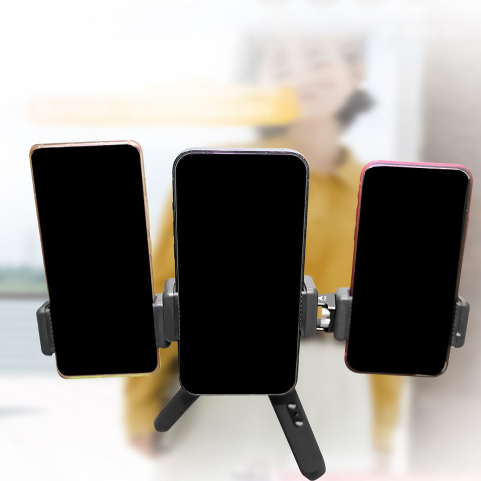 Los soportes profesionales para teléfono móvil colocan varios soportes para teléfono móvil para la producción simultánea de vídeo en formato alto y horizontal en múltiples ángulos