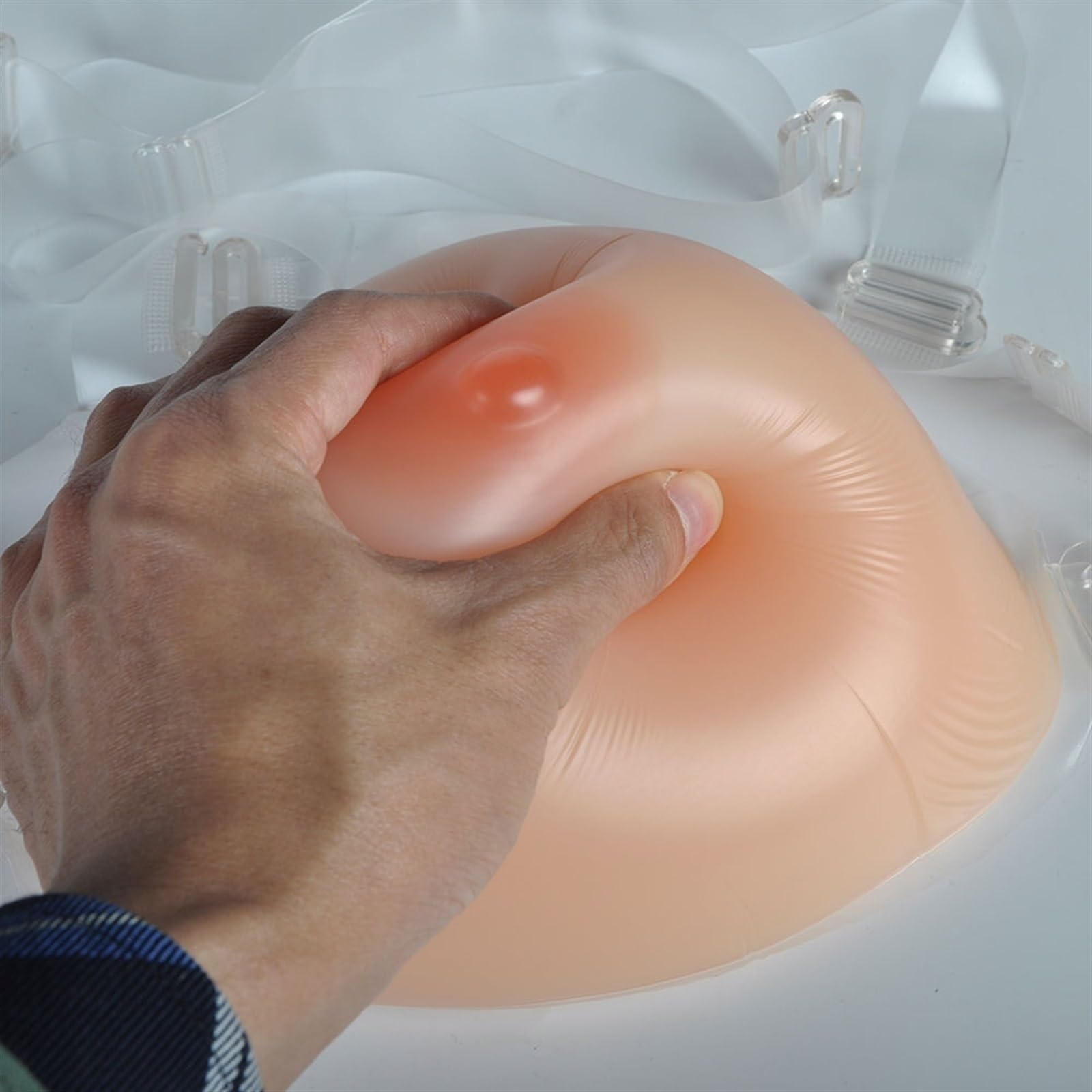 ALKANI Prótesis Artificial de Silicona de un Solo Tirante para el Pecho Derecho e Izquierdo con Tirante Ajustable Adecuado para Pacientes con mastectomía (Color : Skin, Size : 4XL)
