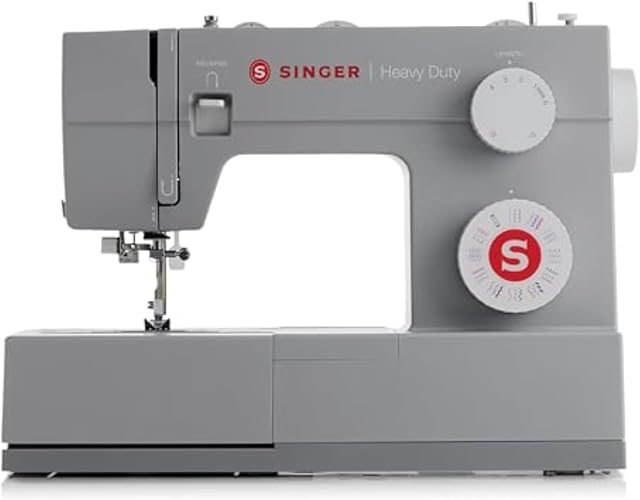 SINGER® Lourds 4432 (Gris) Machine à coudre haute vitesse + kit d'accessoires 32 Livraison de points de repère intégrés 110 Applications de points de repère 50% Plus de puissance pour les tissus épais, 1100 Poitrines/Min, 1-Step Trou du bouton