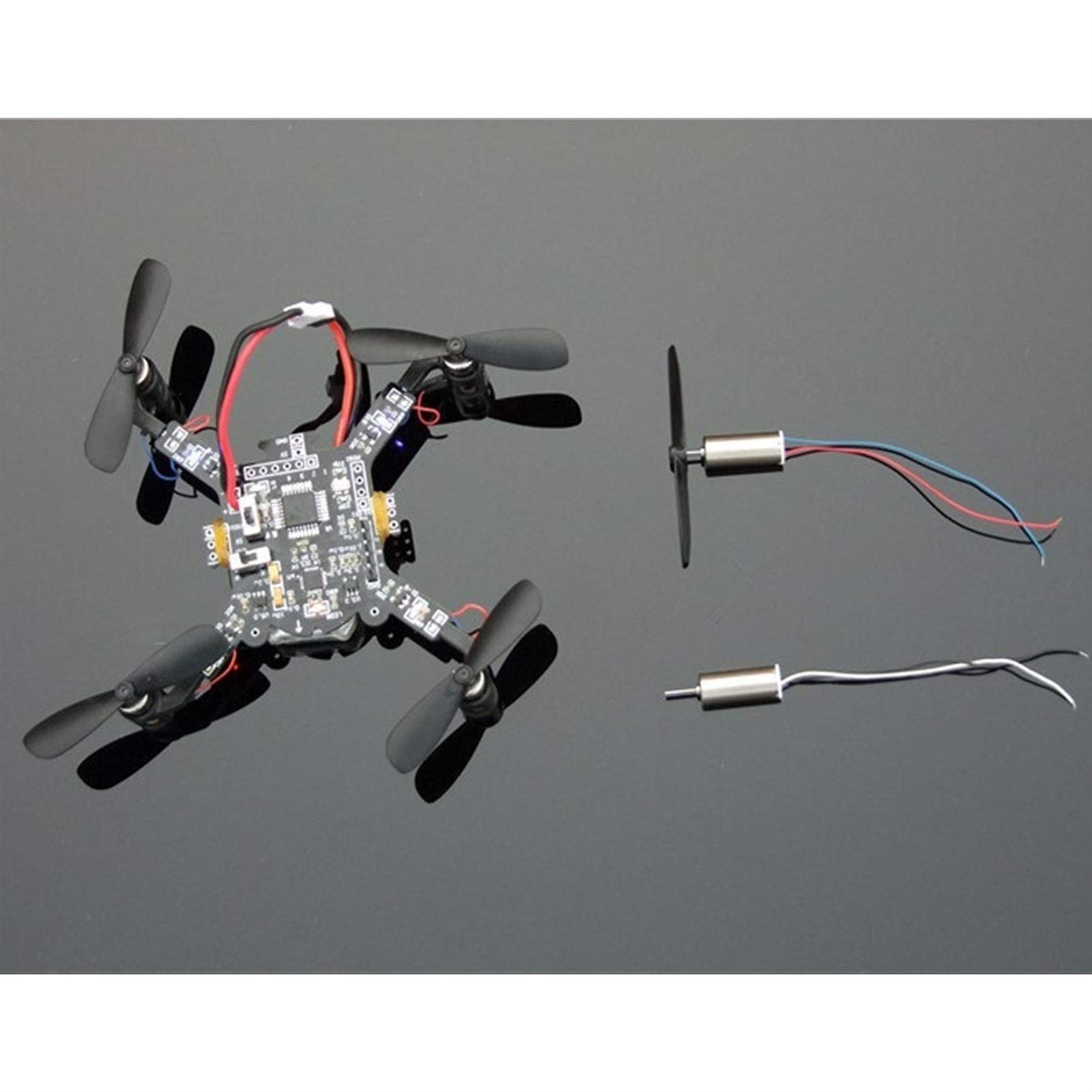 溝*二様 2.4 G加速モーターヘリコプター 溝*二様 2.4 G加速モーターヘリコプター mqdefault.jpg
