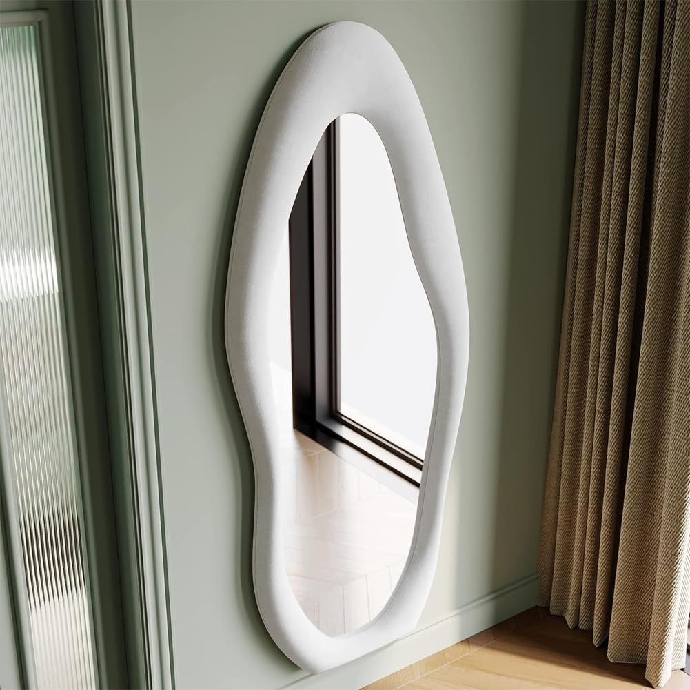 Shally Dogan Specchio Ondulato Figura Intera con Rivestimento Cornice in Velluto Premium, Specchietto Grande Asimmetrico per Decorazione Casa, Ufficio, Negozio, 60 x 160 cm (Bianco)