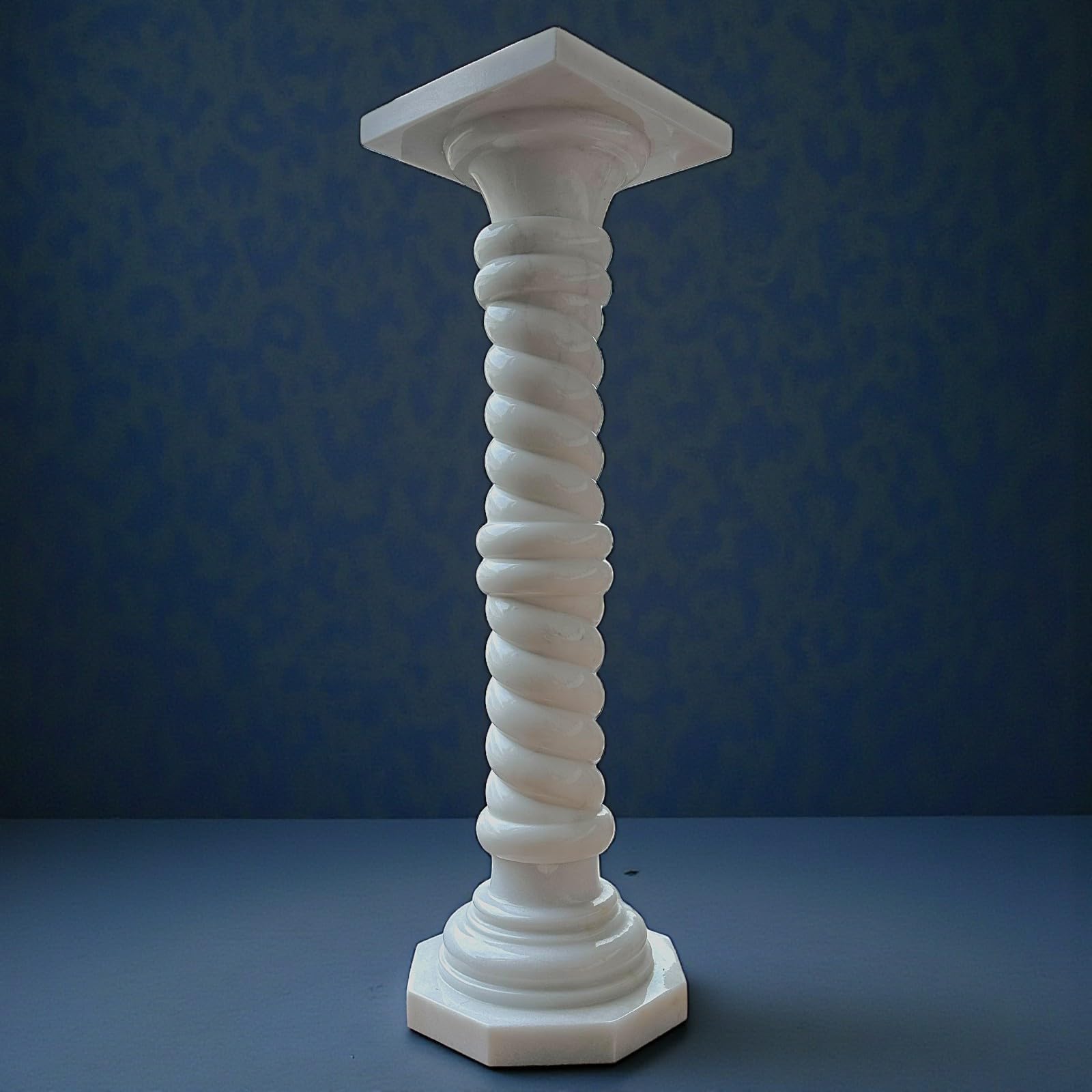 Columna de mármol blanco Carrara con cuerpo retorcido Arte Design Escultura Capitello H 100 cm