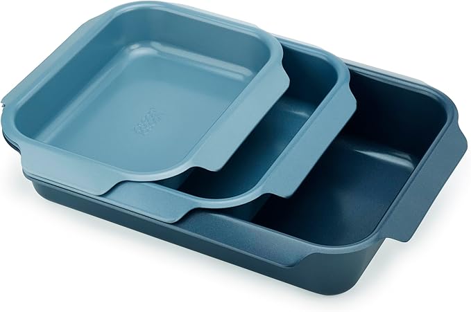 Joseph Joseph Nest 3er stapelbare Backblech Set, Fettpfanne für Braten aus Karbonstahl mit Antihaftbeschichtung, leicht zu ziehende Griffe,organisierte Aufbewahrung in der Küche, 41cmx30cmx9,6cm, Blau