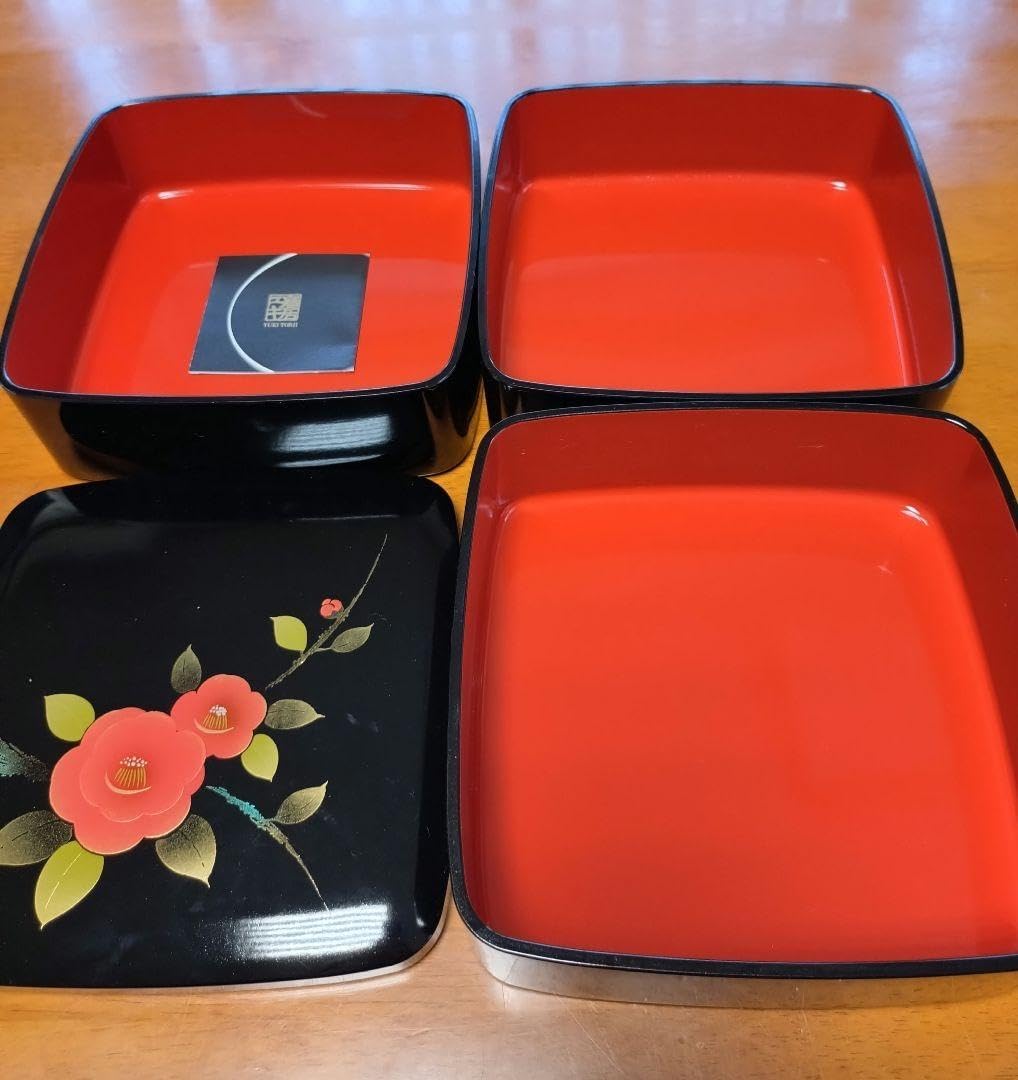 YUKI TORII COLLECTlON 鳥居ユキ 漆器 三段重