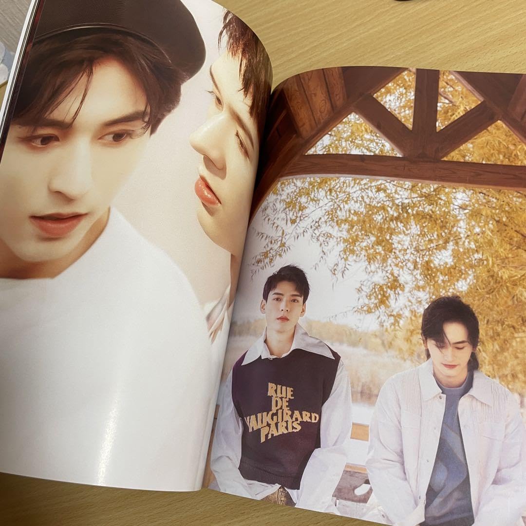 Amazon.co.jp: 山河令 龔俊&張哲瀚 写真集 64p : ホーム＆キッチン