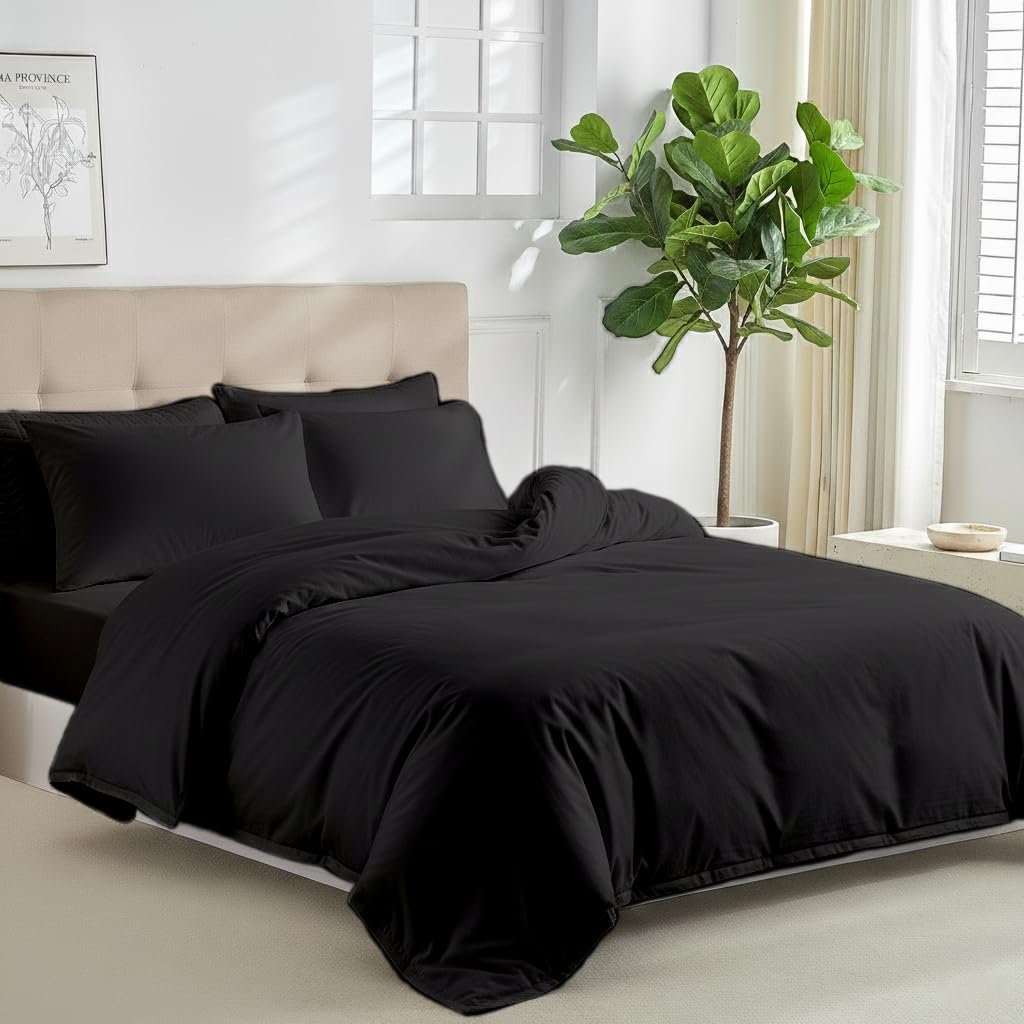 Cuddle Cloud Microfiber 4 Piece Bedding Set with Fitted Sheet and Pillowcases Plain Bedding - Soft Microfibre Polyester Breathable Duvet Cover Set With Button Closure (Black, Double)