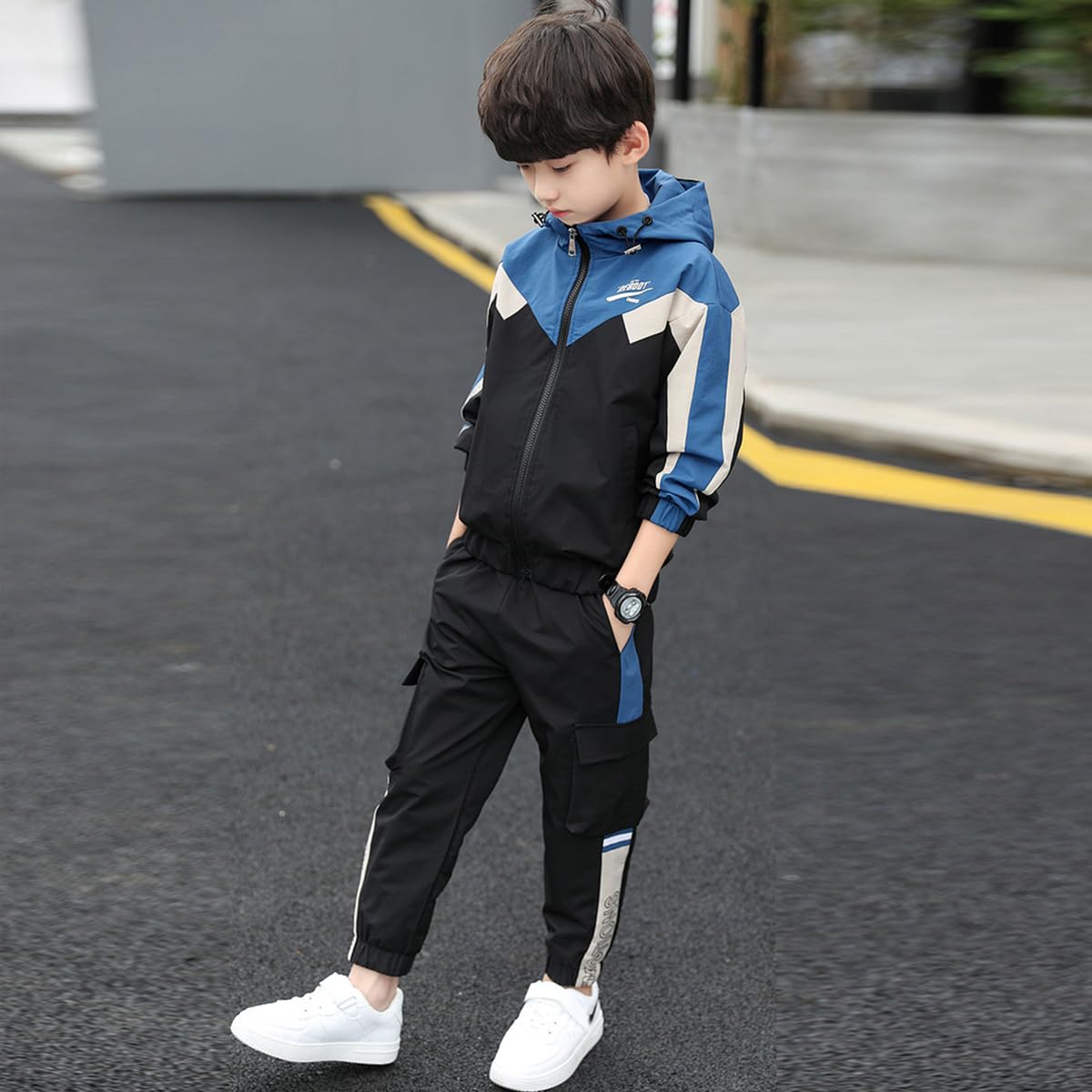 linboo Survêtement de sport pour enfant garçon - 2 pièces - Ensemble de vêtements de jogging - Combinaison de sport - Manches longues - Veste de survêtement avec capuche et pantalon de sport