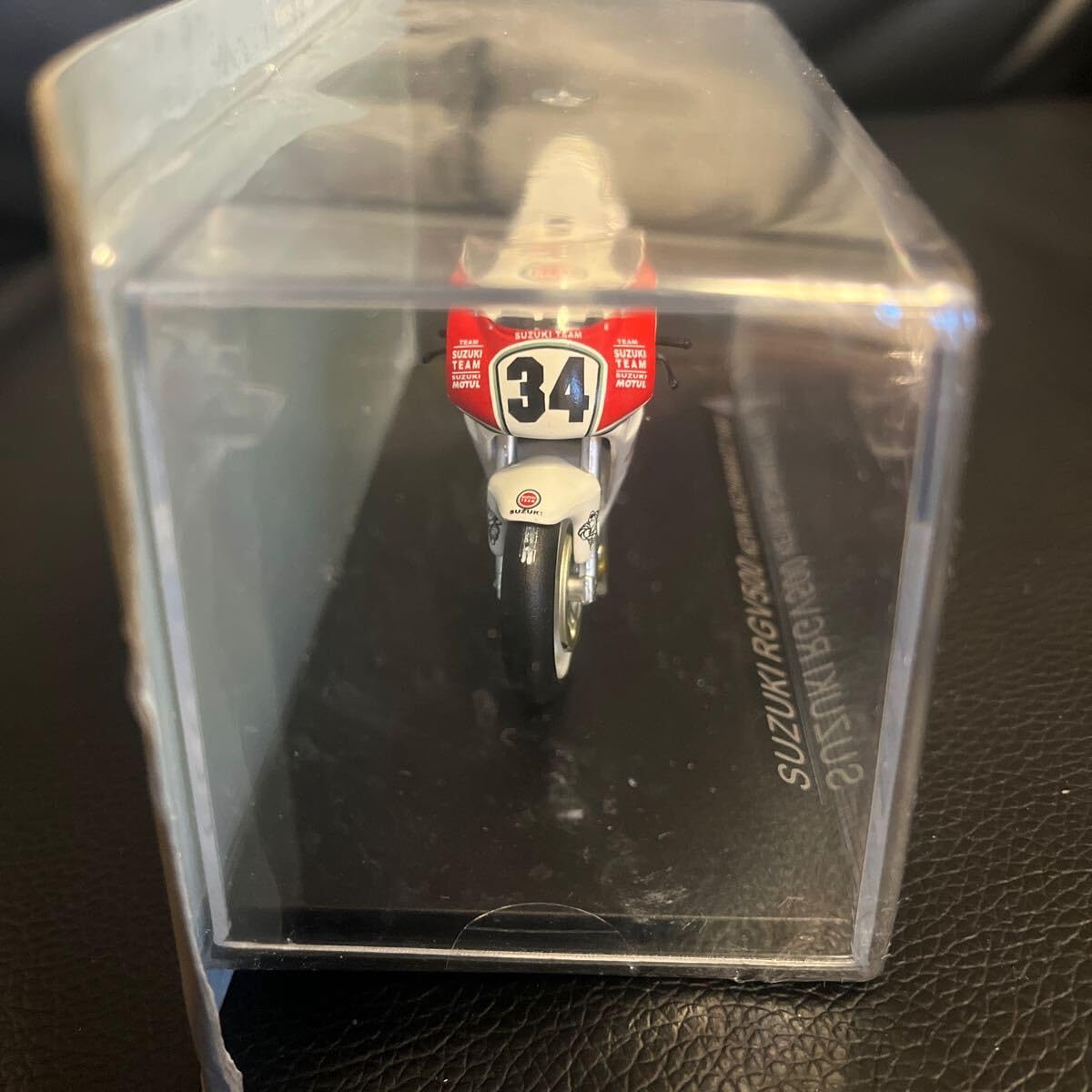 Amazon.co.jp: 1/24 SUZUKI RGV500 KEVIN SCHWANTZ 1993ケヴィン