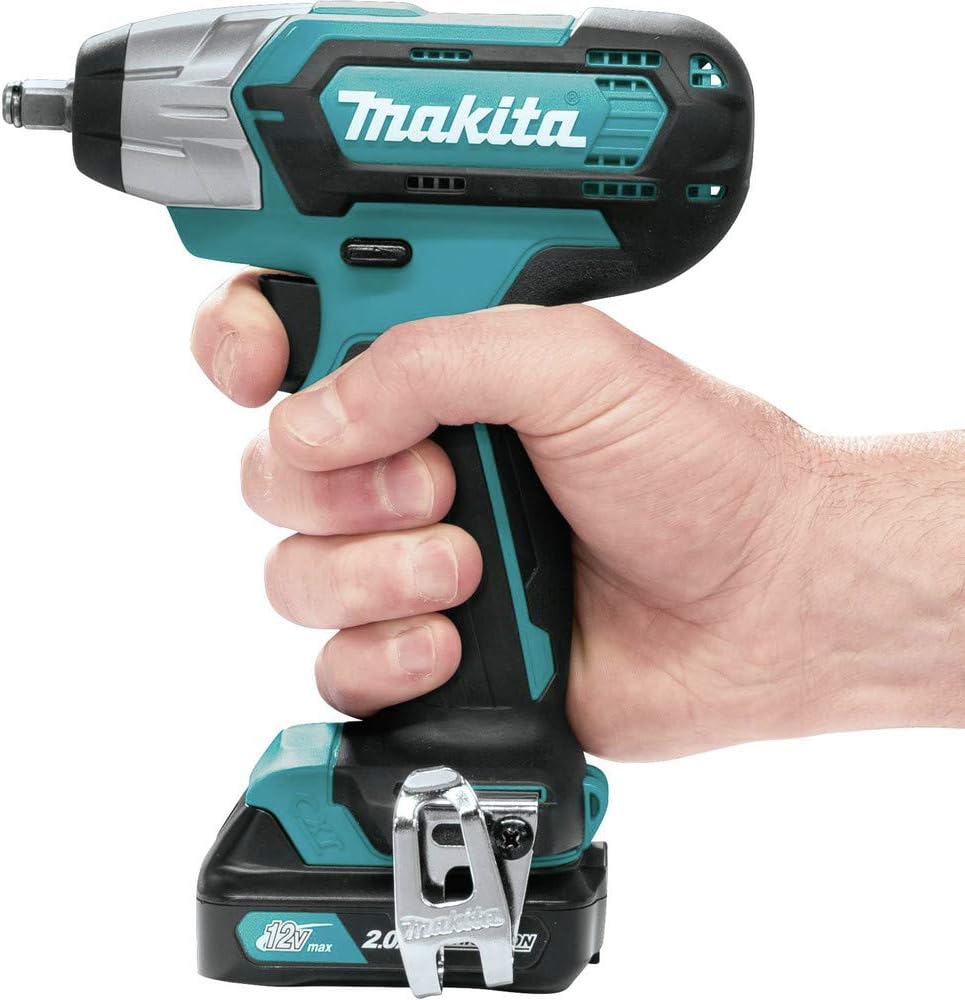 Makita WT02R1 12V Max CXT Impact Wrench Kit