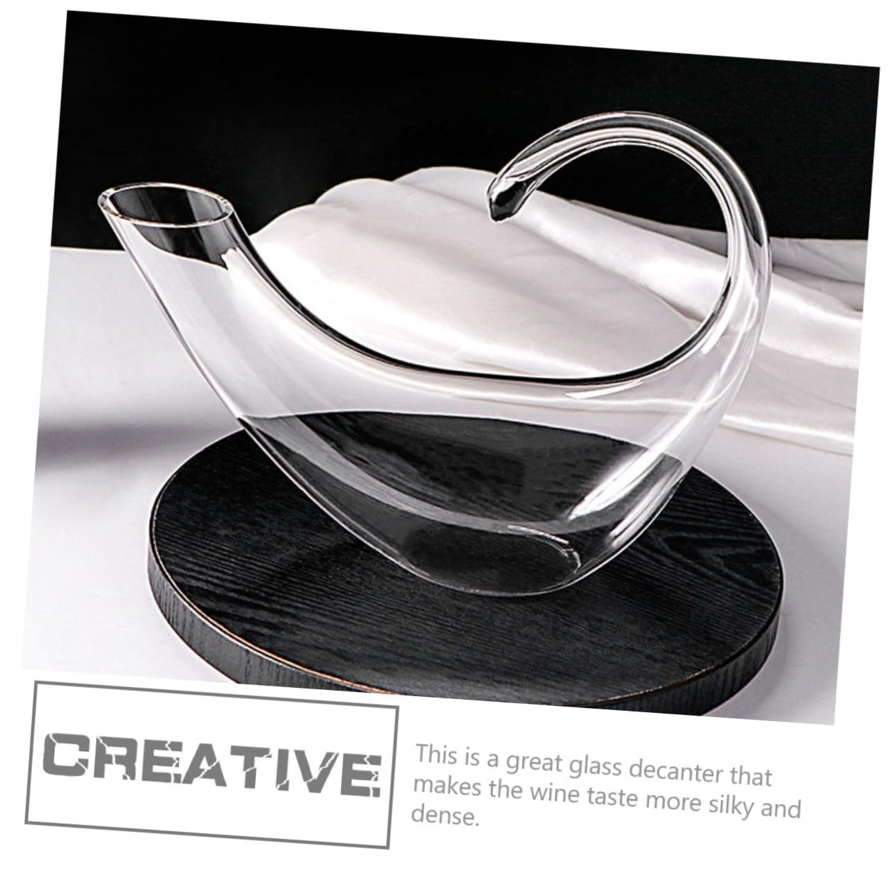 Happyyami Eleganter Weindekanter aus Glas mit Kreativem Design zur Geschmacksverbesserung Feine Verarbeitung und Praktischem Ausgießer für Stilvollen Hausgebrauch