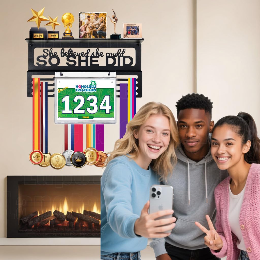 Rutschfester Medaillenaufhänger mit Ablage, personalisierbar, für Wand, Gymnastik, Fußball, Schwimmen, Marathon usw.
