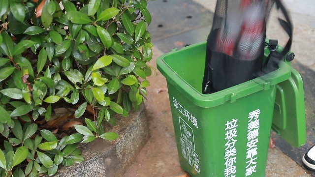 Amazon.com : Deluxe Recycles Portable Mesh Trash Bag for Boat