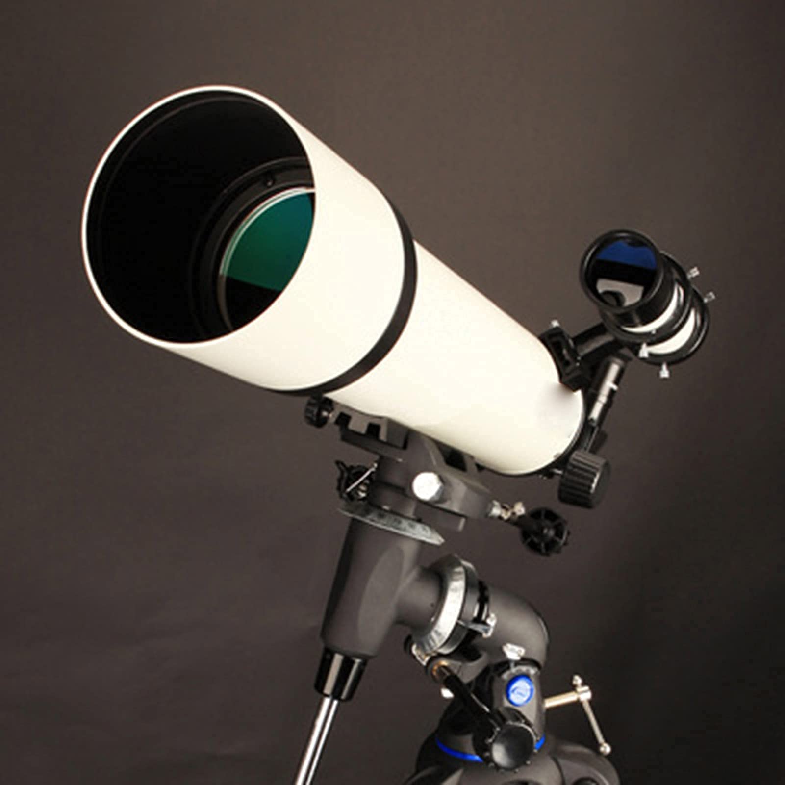 Telescopio astronómico refractario con Gran Aumento y visión Nocturna de Doble propósito para observación del Cielo en Alta definición, es una excelente opción para observar el Cielo