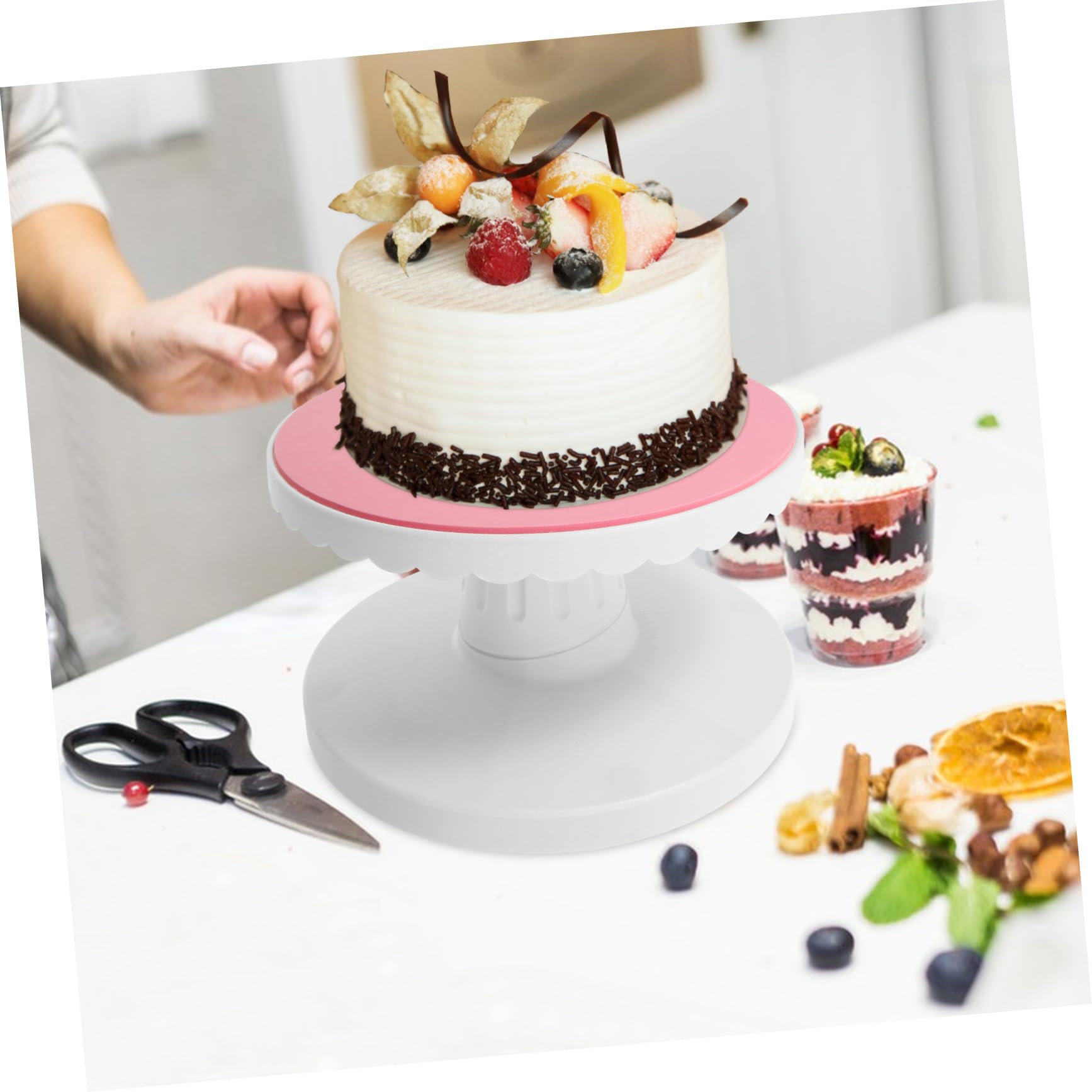 GLEAVI Plateau à Gâteau Rotatif Ajustable Pente pour Décoration de Gâteaux Outil de Pâtisserie et Facile à Nettoyer Rose