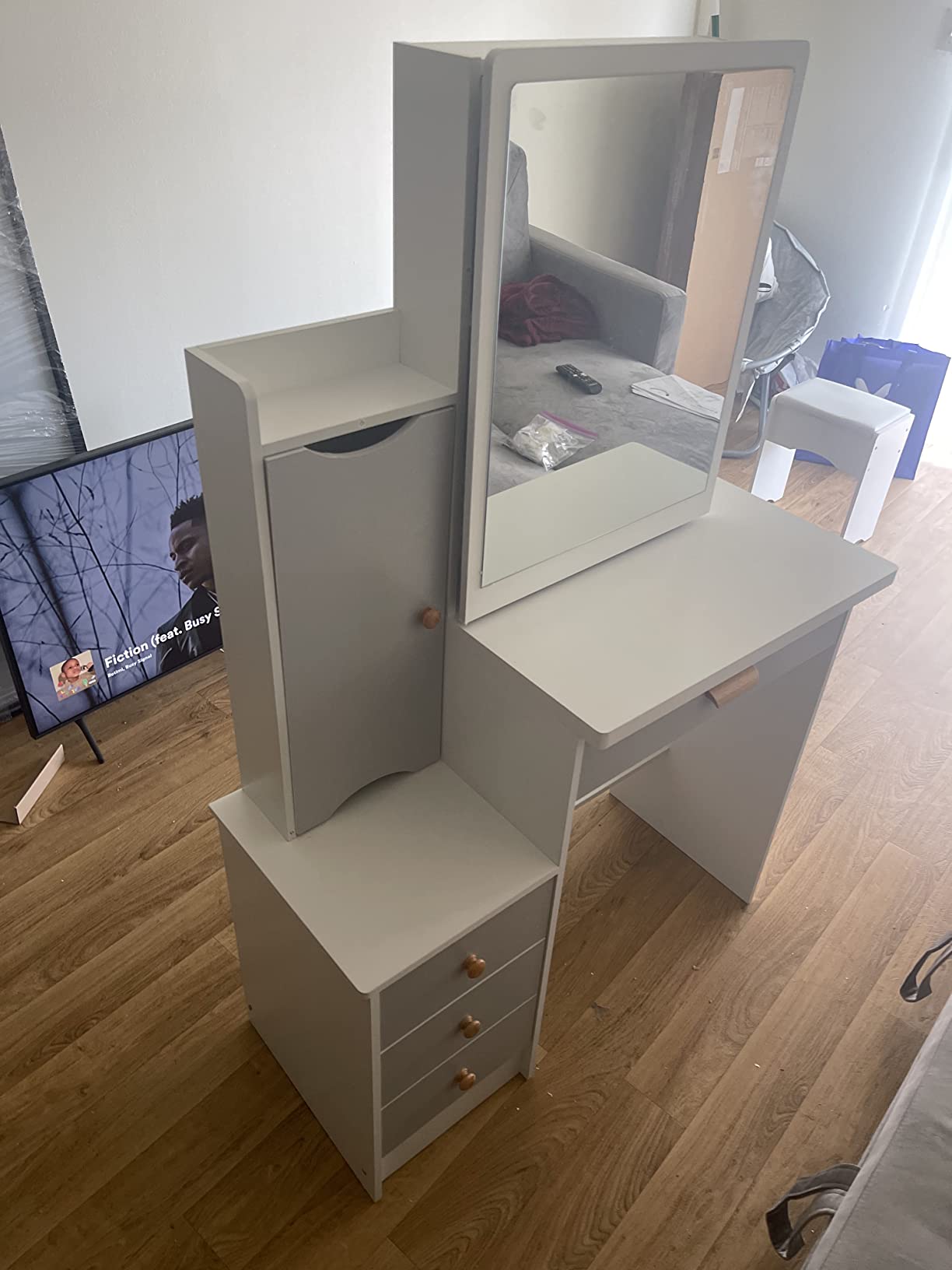 33/mo Finance FAMAPY Makeup Vanity with Lights and Drawers, Vanity