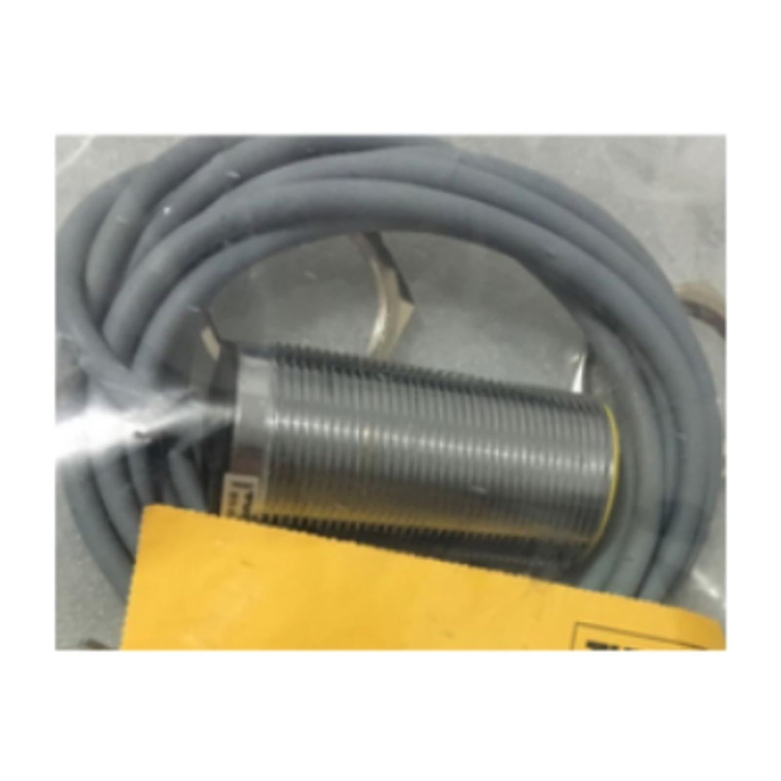 Capteur BC10-M30-VN4X capacitif à sortie NPN pour détection sans contact
