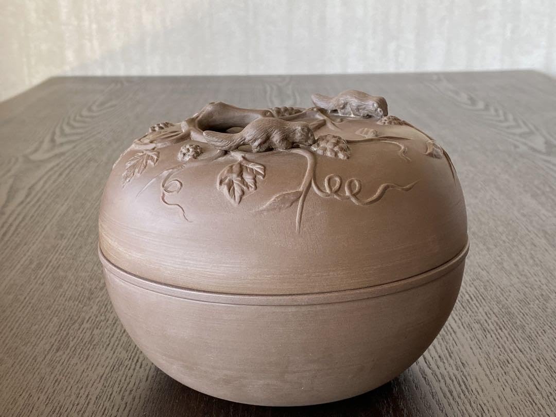 Amazon.co.jp: 台湾 方柏元 作家もの 葡萄 リス 二段 紫砂茶盤 