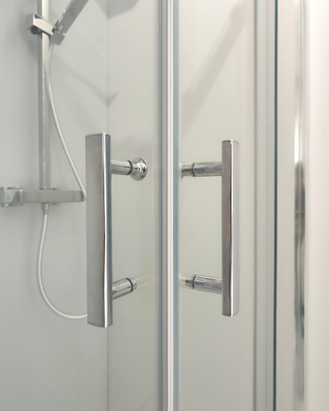 Box doccia cm 70x90 angolare vetro temperato 6 mm trasparente, apertura scorrevole e profili cromati