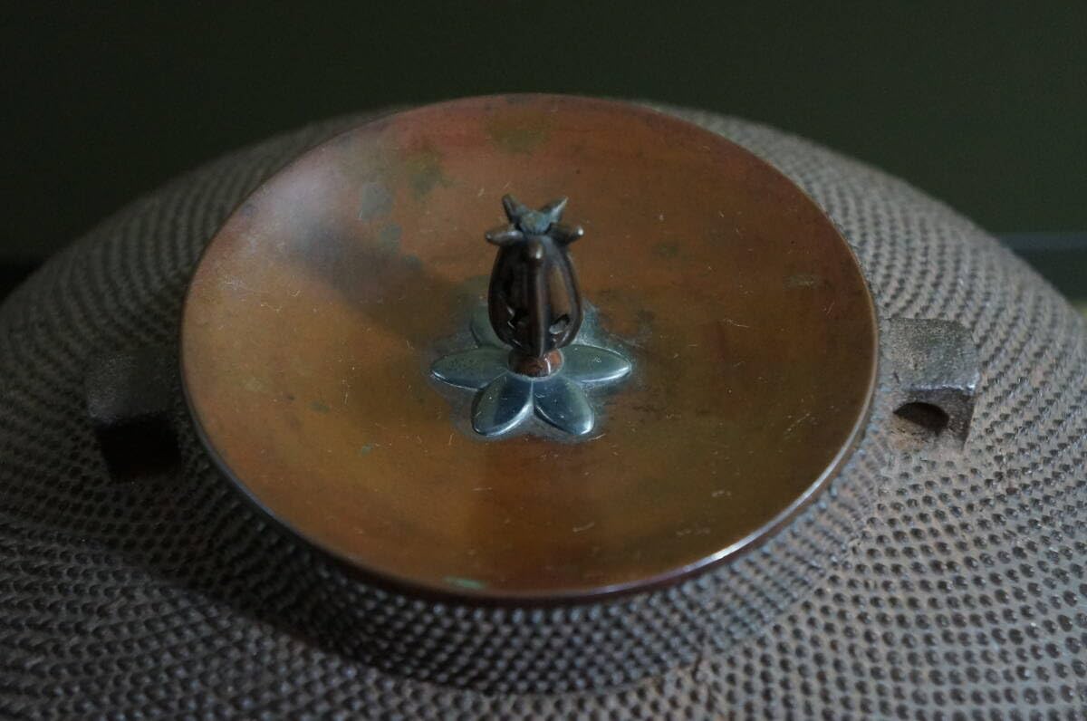 捻　釜環　和銑 Amazon.co.jp: 茶道具 釜鐶 釜環 大 釣釜 槌目 (1) 鉄 茶道 t