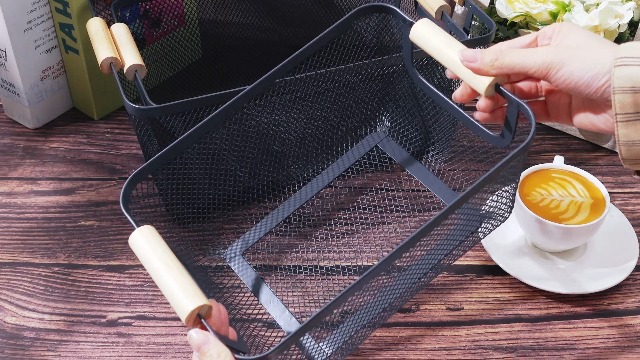 Amazon.com - Maxcheck 6 Pack 3 Size Metal Wire Baskets with Wood