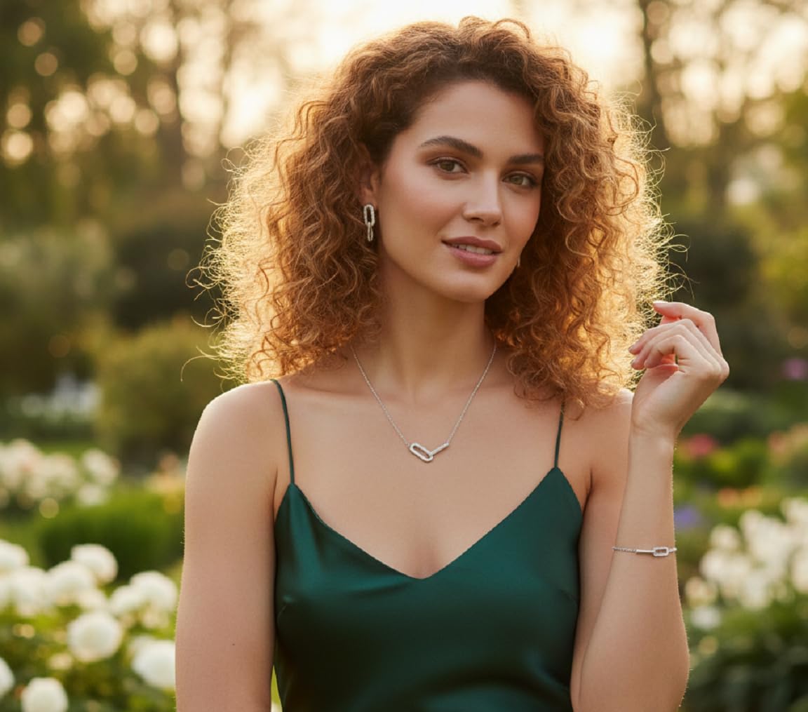 0.10 Carat Round FG/VS Lab Grown Diamond Paperclip Link 18 Inches Necklace for Women Crafted In Solid Gold