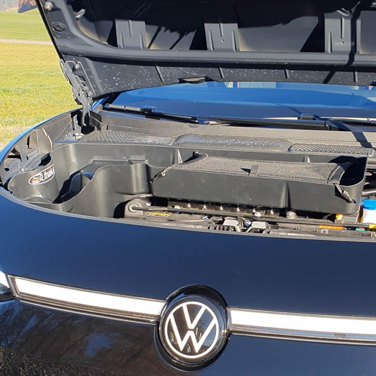 frunk + Gasdruckfeder Front Trunk vorderen Kofferraum kompatibel für VW ID.7 2023- | Erweiterter Stauraum | aus brandhemmenden Stoff ABS-V0 gefertigt | TÜV geprüft | Perfekt für Ladekabel & Zubehör
