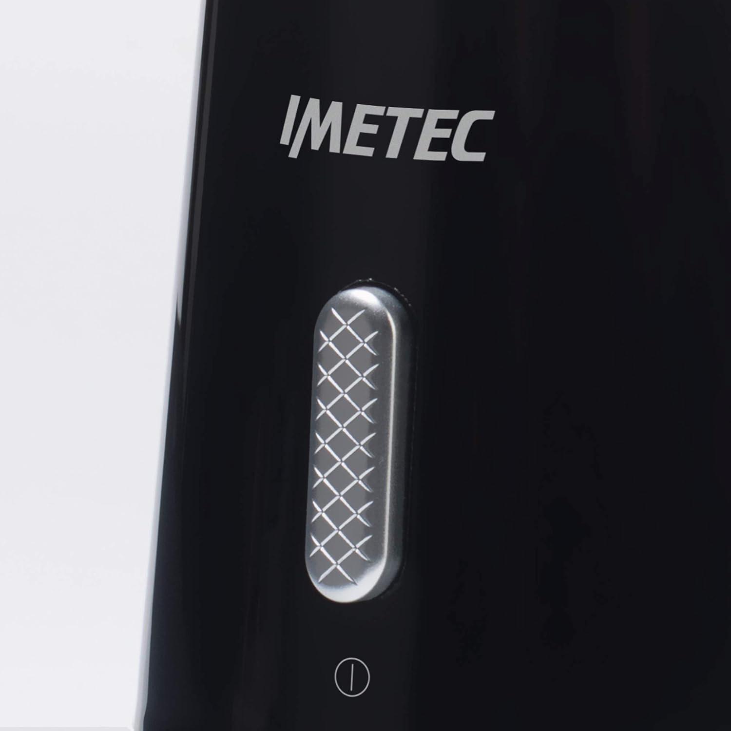 Icon indicating 22,000 revolutions per minute motor speed.