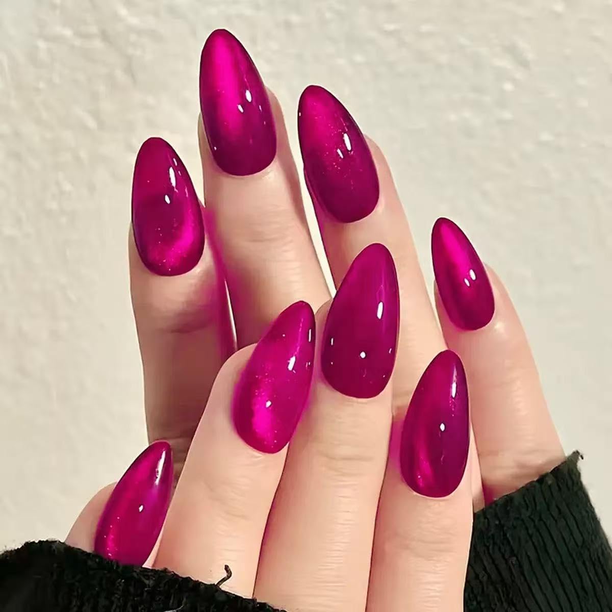The Blue Box Set Of 24 Artificial Reusable Nails in Rose Red Cat Eye Design-image-11