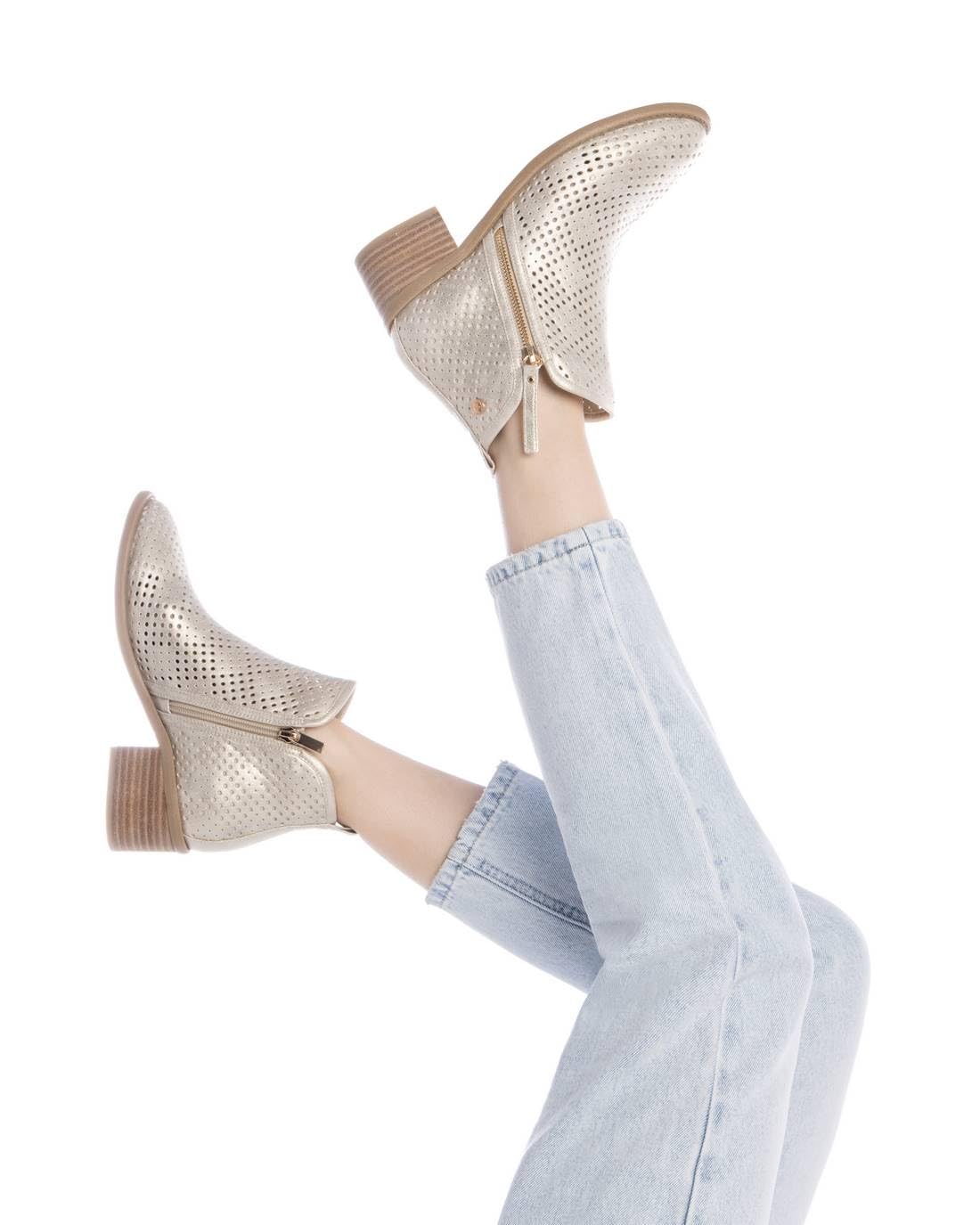 XTI - Botín Mujer - Calzado Cómodo y Versátil - Moda casual