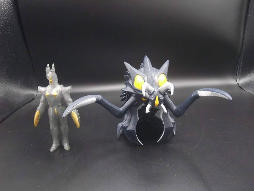ウルトラ怪獣ソフビ　ハイパーゼットンイマーゴ　ハイパーゼットンギガント バンダイ 商品・サービスサイト | ウルトラ怪獣シリーズEX