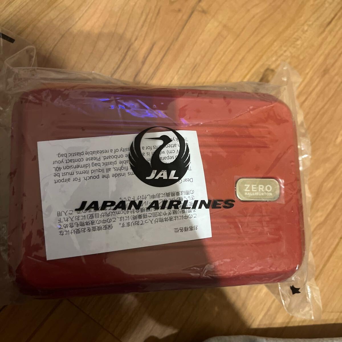 JALファーストクラスアメニティ ZERO HALLIBURTON Amazon.co.jp: JAL ゼロハリバートン ファーストクラス アメニティ