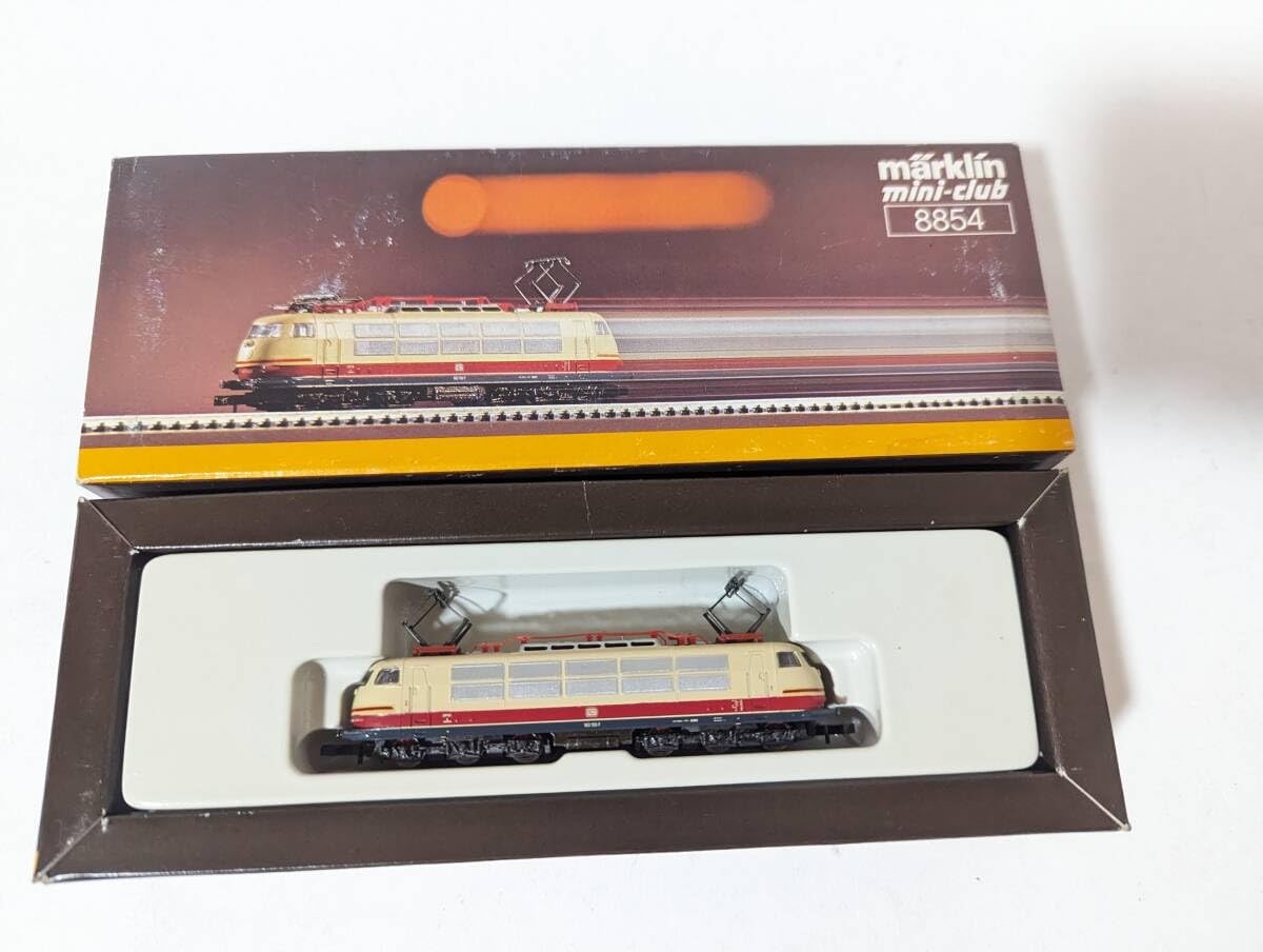 Amazon.co.jp: メルクリン 0314そ4 Marklin 8854 DB103電気機関車 Z