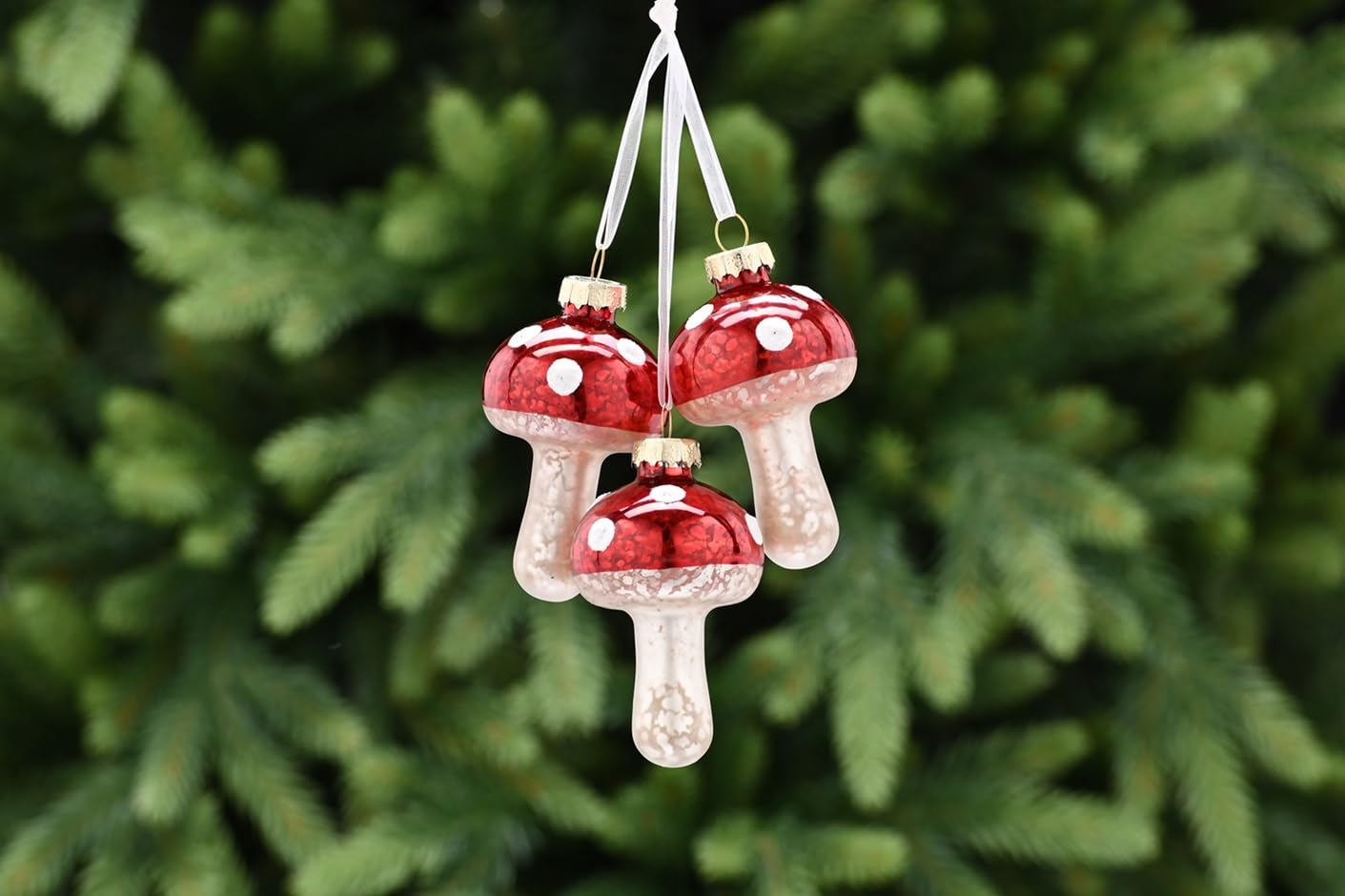 South Eastern Horticultural Red Hanging Triple Glass Mushrooms Christmas Tree Decoration 7Cm