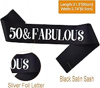 Vista 2 de Banda de cumpleaños de 50 y fabulosa, lámina plateada de satén negro del '50 y fabuloso para hombres o mujeres, decoraciones de fiesta de cumpleaños