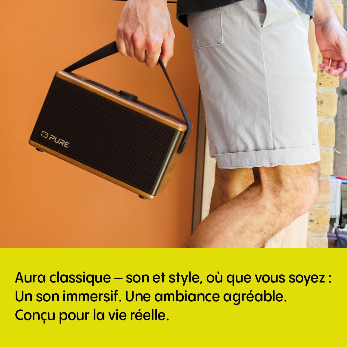 Pure Classic Aura Enceinte Bluetooth Portable 40W avec Batterie 10000mAh, Fonction Powerbank, lumière d’Ambiance, 30h autonomie, USB-C, entrée AUX, étanche IPX2 – Marron Café/Noyer