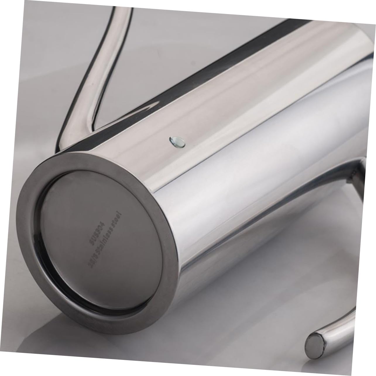 Dispensador de Aceite de Acero Inoxidable de Botella Antigoteo con Tapa Protectora Dosificador Controlado para Aceite Vinagre y Salsa Cocina y Restaurante