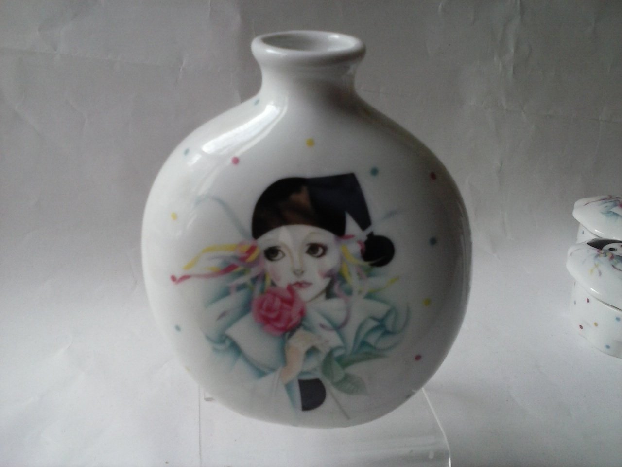 Harliquin Pierrot with red rose Bud Vase 12.5cm - retired & rare