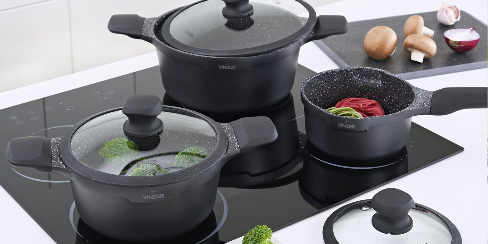 VINZER Kuro Induction Line garnek do gotowania 2,2 l ze szklaną pokrywką, powłoka nieprzywierająca GREBLON C3, Ø 20 cm – gotowanie prawie bez tłuszczu (50427)