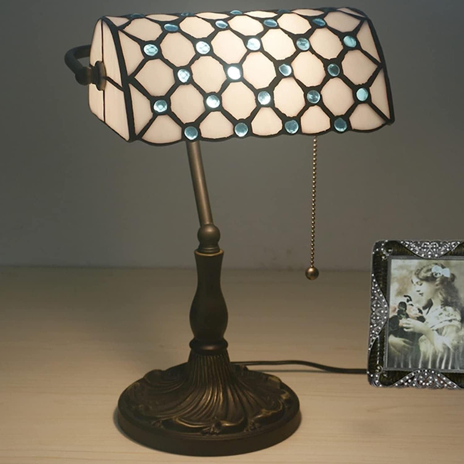 Bankiers Tischlampe, farbige Glaslampe, Kristallperlenschreibtischlampe, Schlafzimmer in der Nacht Leselampe (weiße Glassperlen aus weißem Meer) Innovate