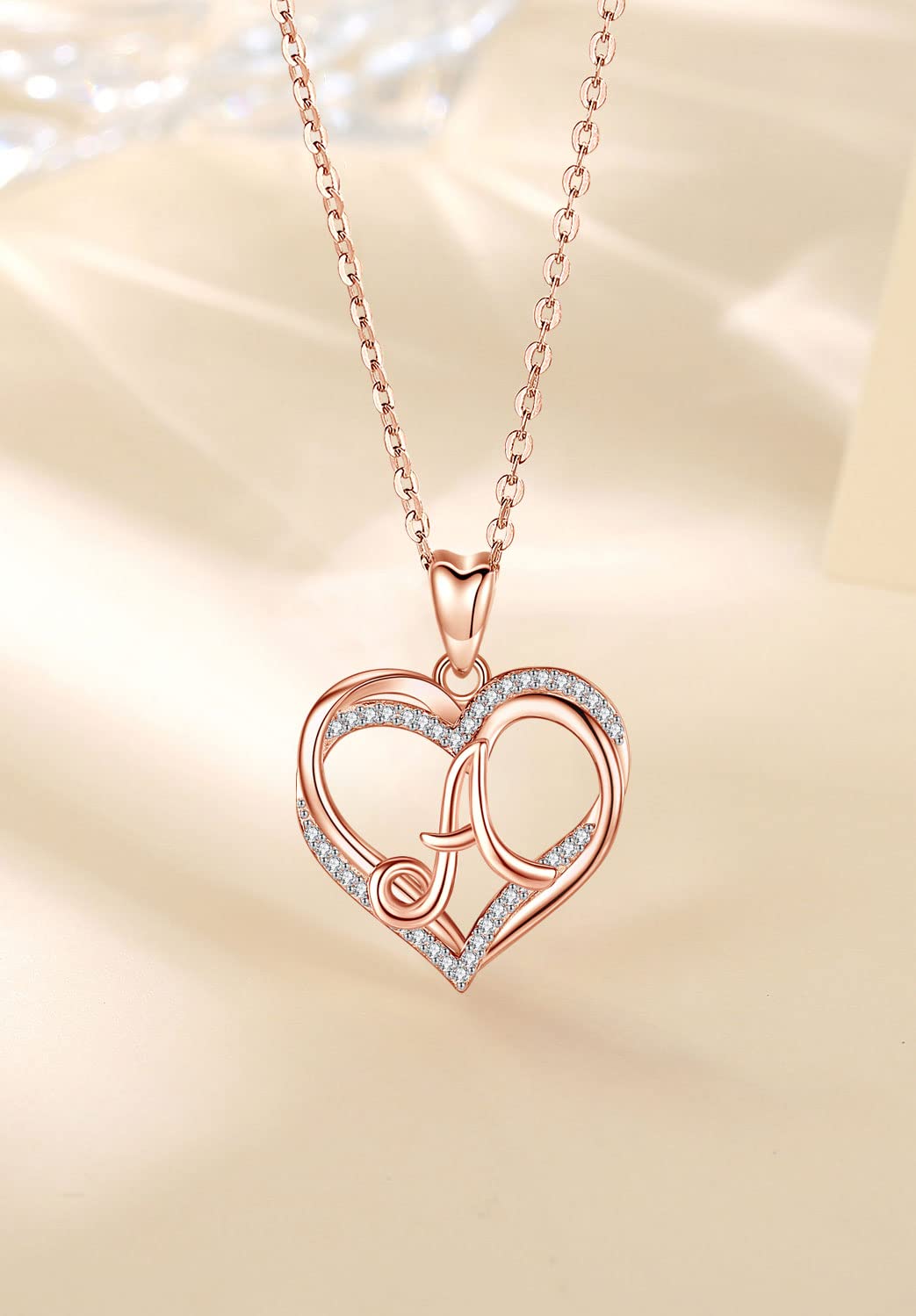 INFUSEU Collana con Ciondolo Cuore, Lettera A-Z Alfabeto Capitale Gioielli Doppio Cuore Collane Iniziali Cubic Zirconia CZ per Donne Regali Romantici, Catena da 20 Pollici