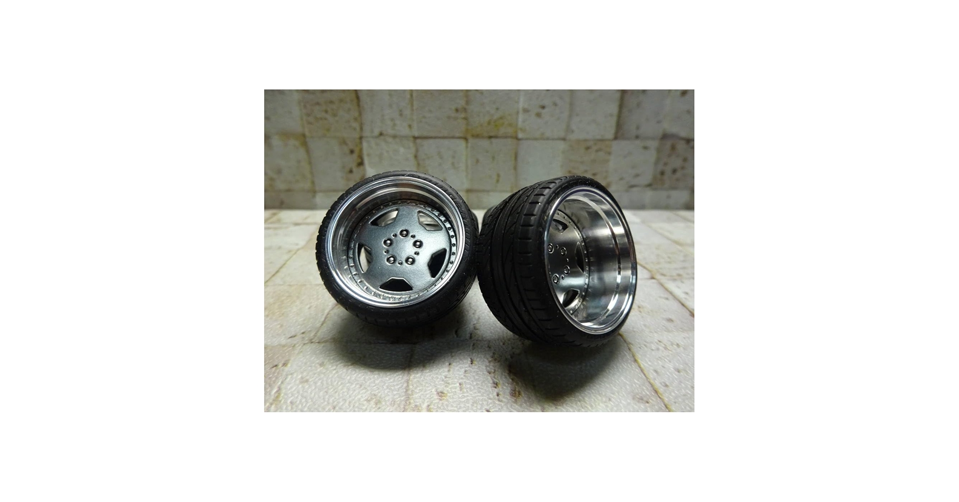 Amazon.co.jp: 1:18 アルミ製削り出しポリッシュ 深リム