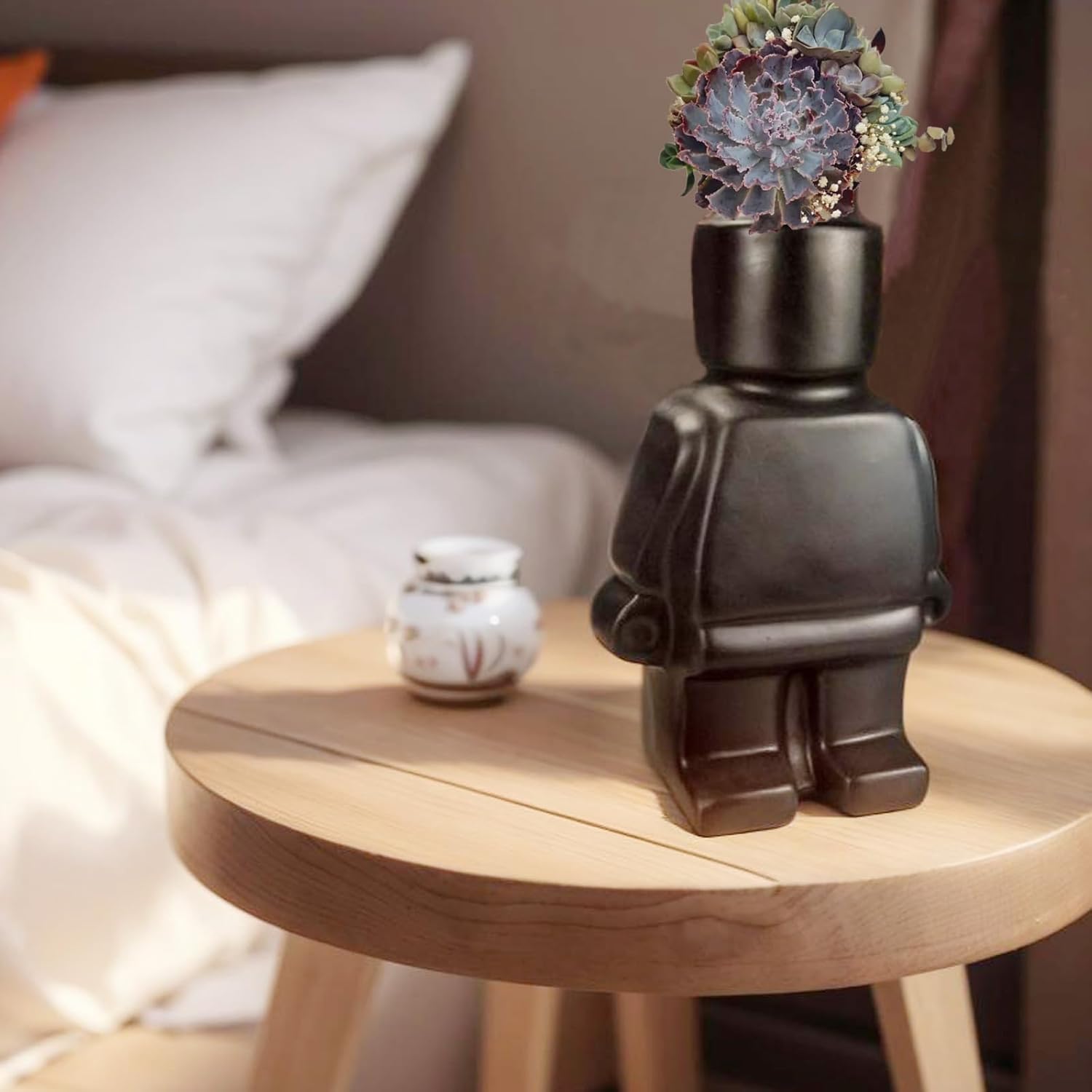 Cute Building Vase for Flower Bouquet Decoration Cool Resin Building Blocks Flower Container for Unique Living Room Table Decor (Black People)