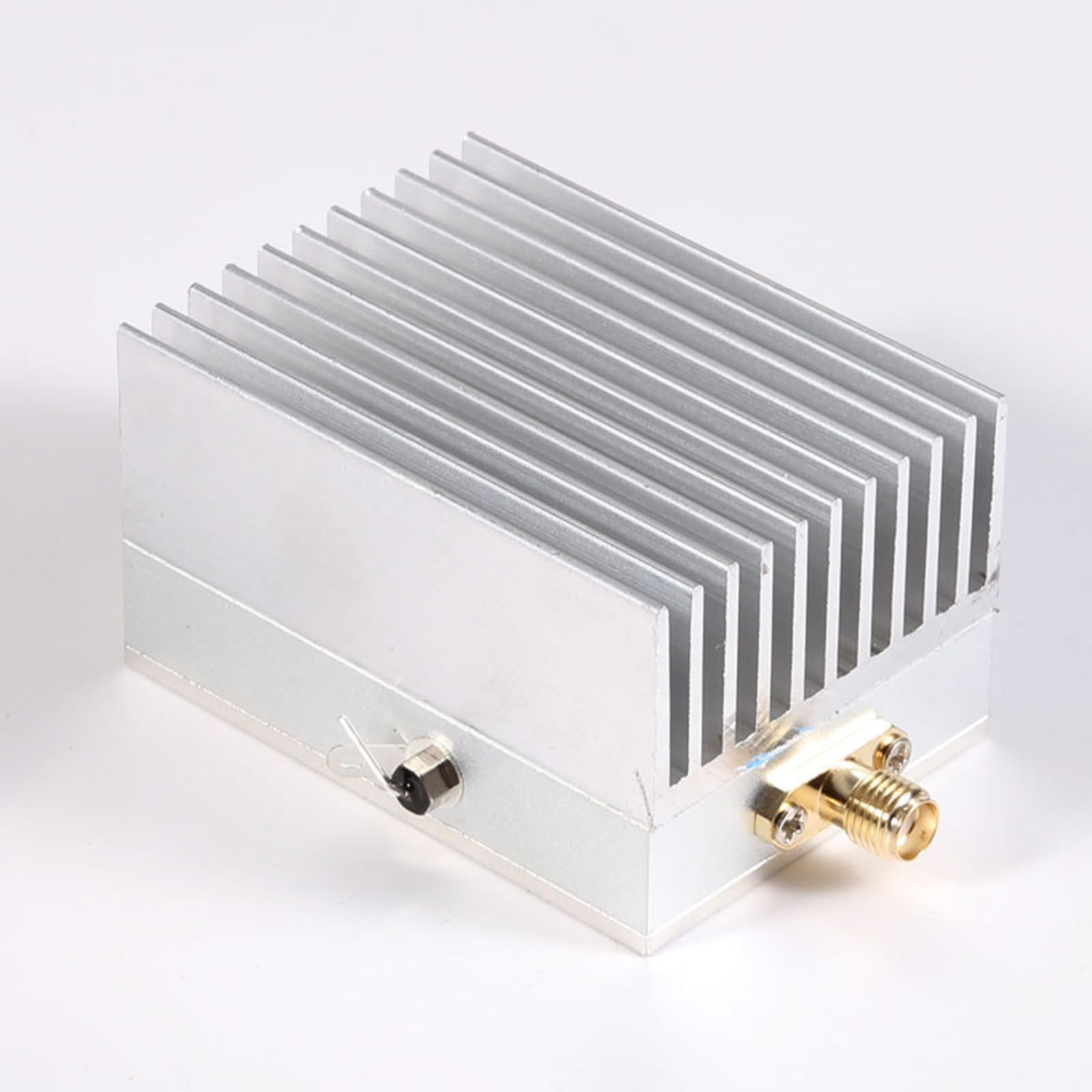 Amplificador RF lineal de banda ancha sintetizado de potencia 50M-2GHZ 1W Amplificador de señal pequeña PA de banda ancha