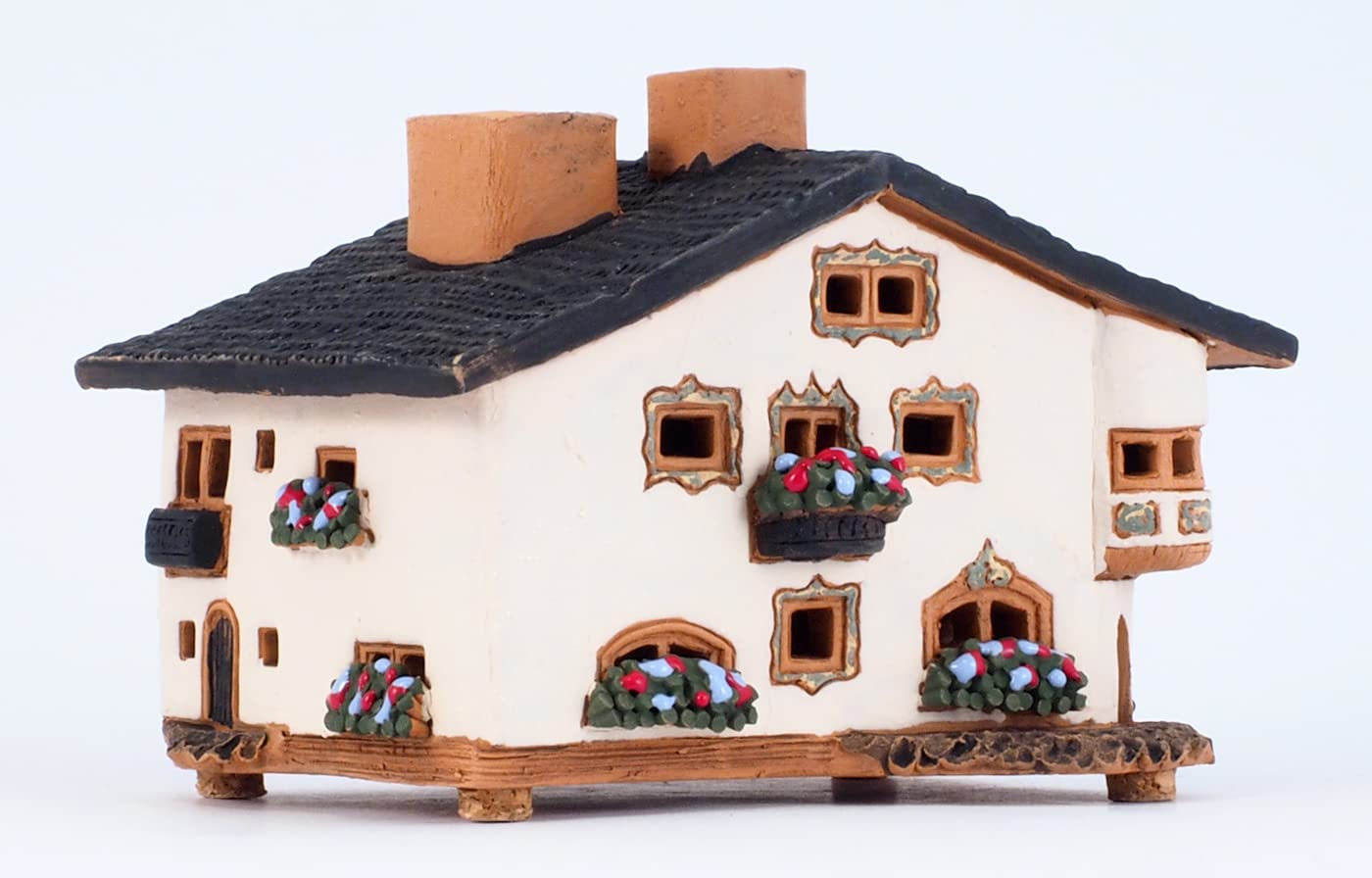 Ceramiczny domek świetlny, rękodzieło, miniaturowa artystyczna skrzynka na biżuterię w Seefeld, Austrii, A237AR