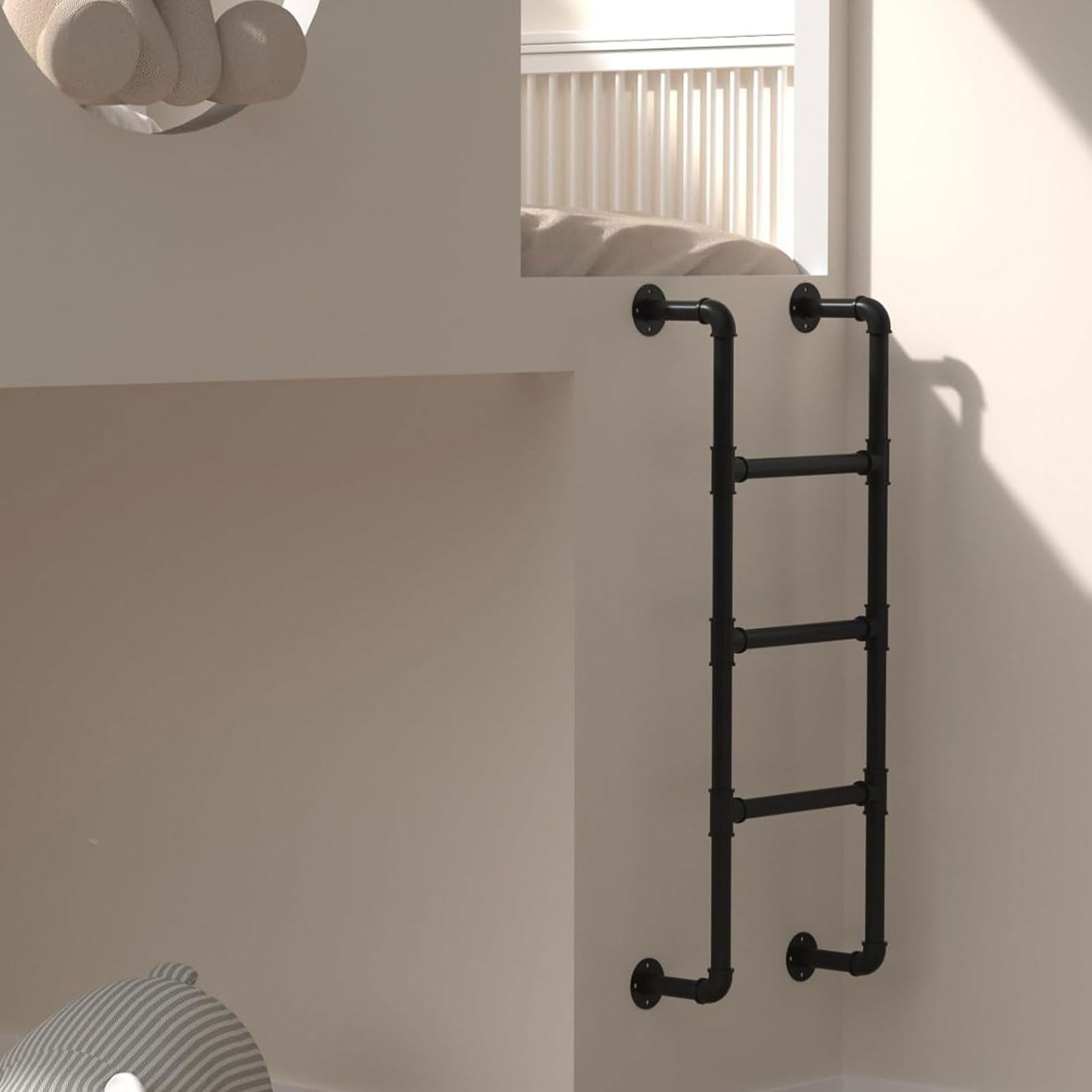 Échelle pour lits superposés et greniers : gagnez de la place dans votre appartement