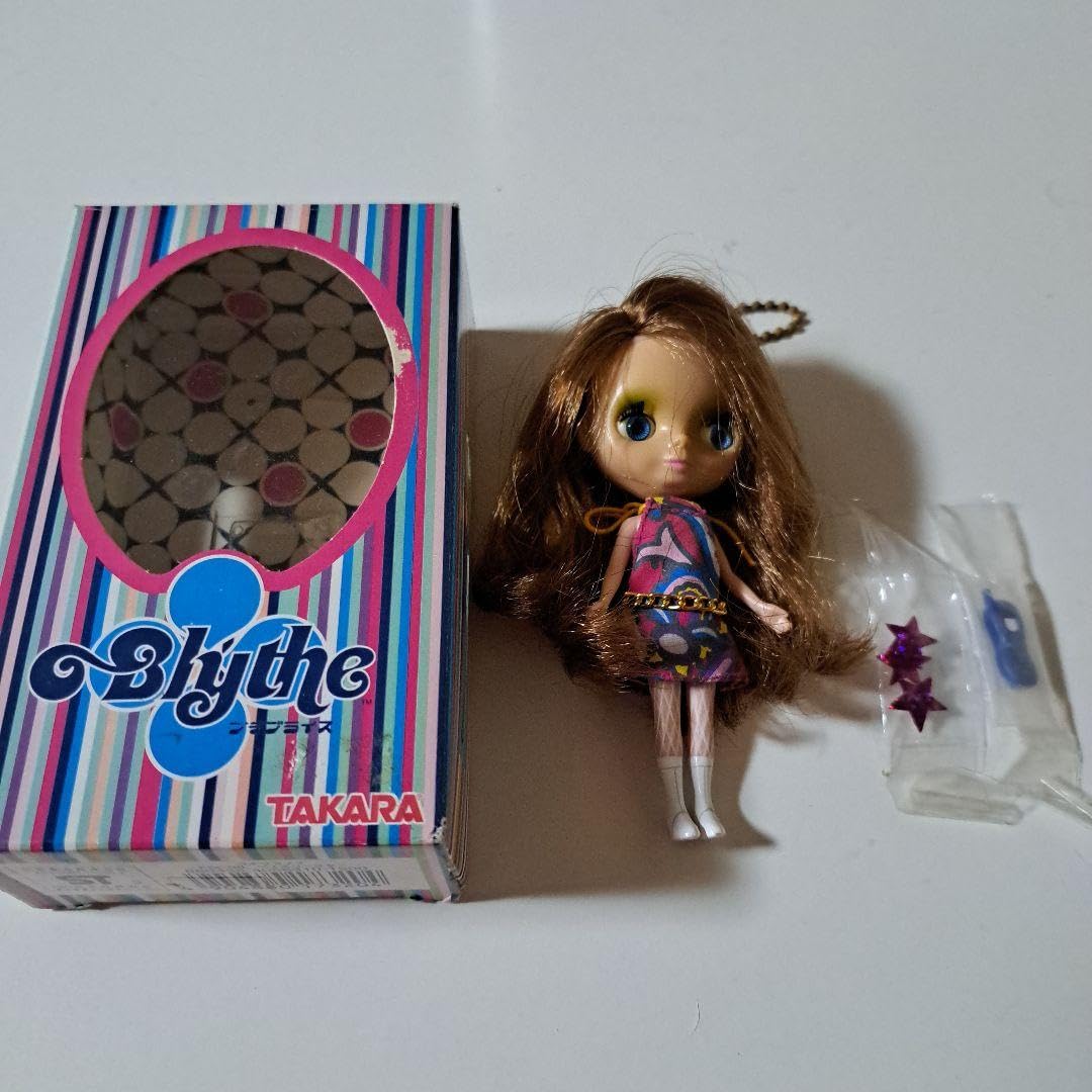 Amazon.co.jp: プチブライス ペイズリースター 人形 キーホルダー 