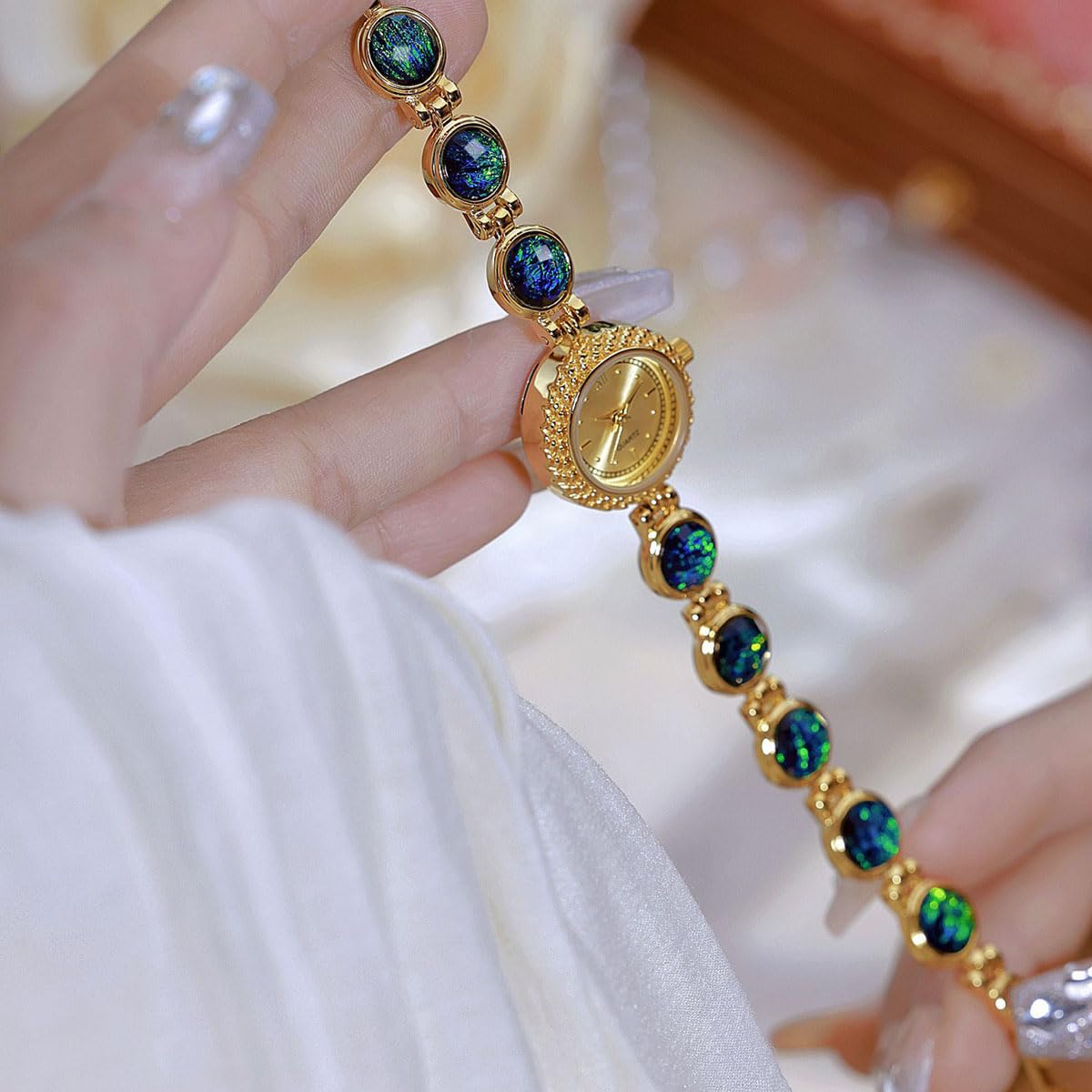 ADSBIAOYE Reloj de pulsera para mujer, de lujo, vintage, con diamantes de cristal, de cuarzo, de acero inoxidable, resistente al agua, regalo
