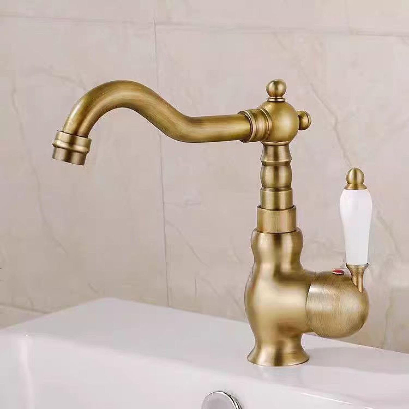 Fanjubei Antique Ordinary White Porcelain Handles Are Low All-Copper Kitchen Hot And Cold Water Sink Faucets