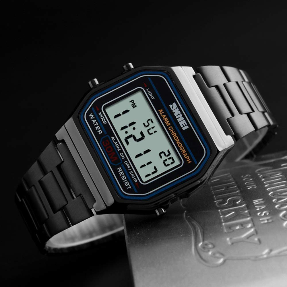 MASTOP Orologio sportivo digitale da uomo, doppio display, in acciaio inox, quadrato, conto alla rovescia, sveglia, retroilluminazione, resistente all'acqua