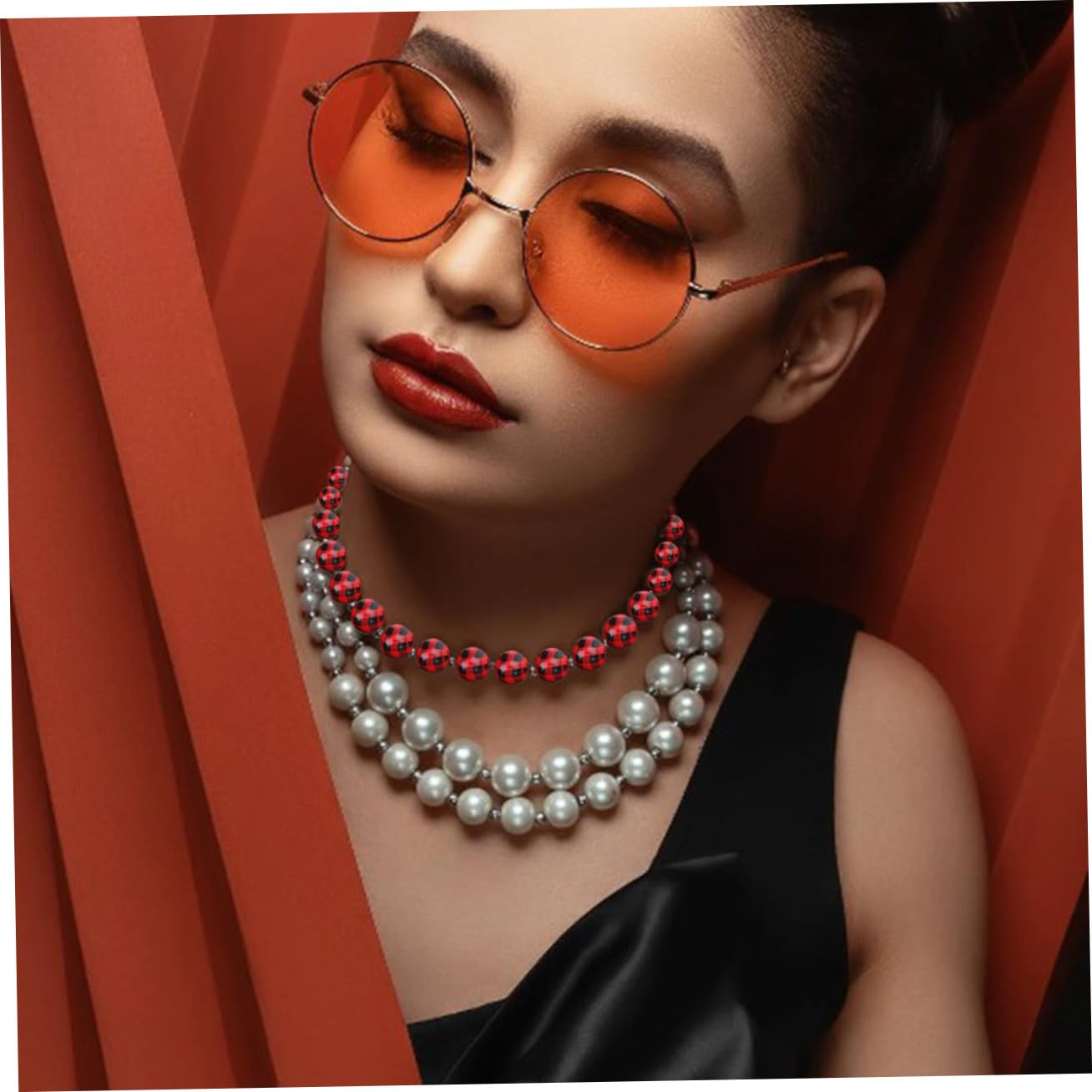 Housoutil 160 Piezas Cuentas de Madera para Manualidades DIY Accesorios para Collares y Pulseras Cuentas Decorativas Rojo y Verde Kit Creativo para Joyería